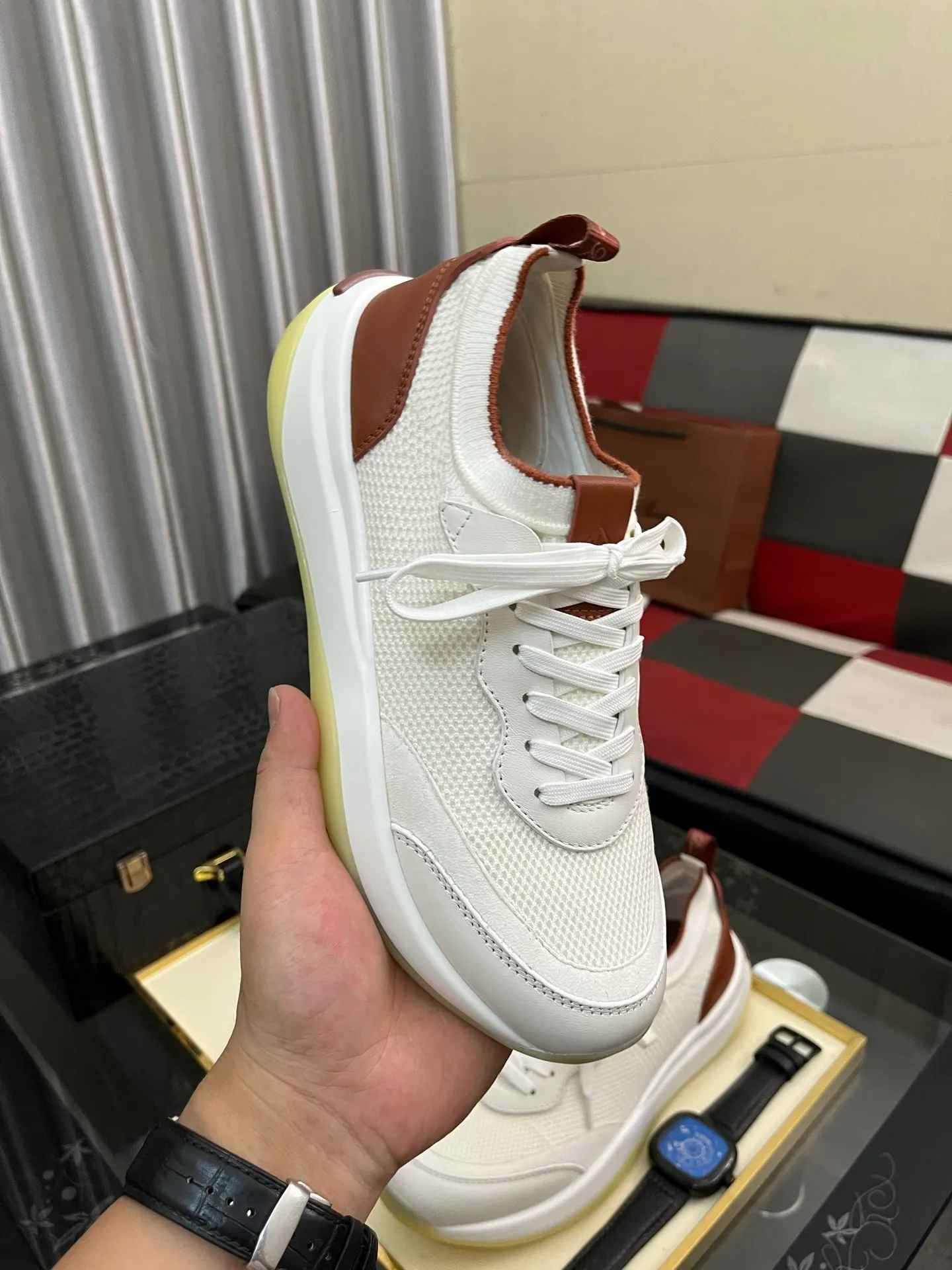 Men's men's shoes💰620⌚️⌚️Loro Piana - Loro Piana LP classic casual shoes, men's lace-up casual shoes and sneakers, high-quality lightweight and comfortable fabrics, suitable for outdoor leisure, the color is young and energetic, the upper is imported deerskin from Italy, it is great with sportswear or casual suits! Code number: 38-446️⃣Colors available